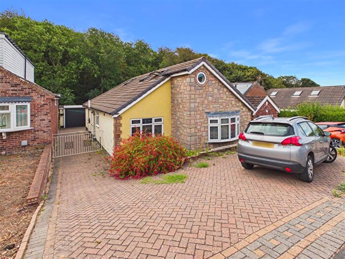 3 Bedroom Detached Bungalow For Sale In Stonelow Road, Dronfield, S18