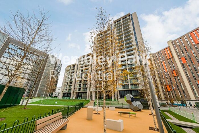 3 Bedroom Apartment To Rent In Pienna Apartments, Wembley Park, HA9