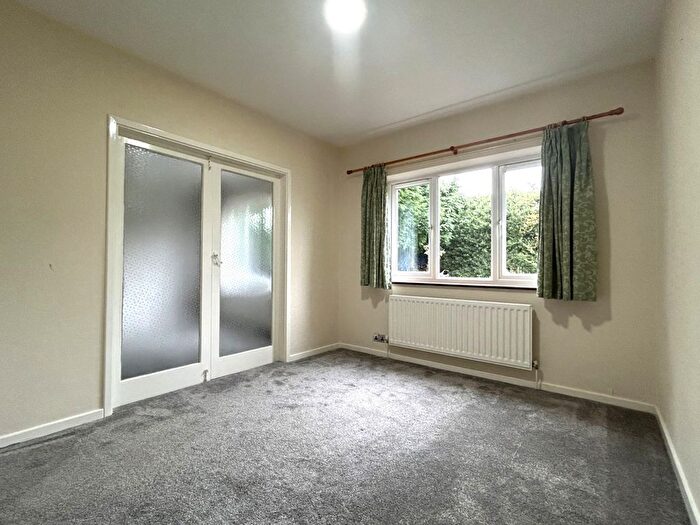 2 Bedroom Bungalow To Rent In Parkwood Drive, Sutton Coldfield, West Midlands, B73