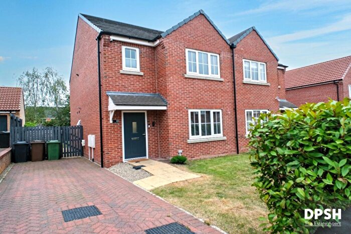 3 Bedroom Semi Detached House For Sale In Wise Crescent, Morley, Leeds, LS27