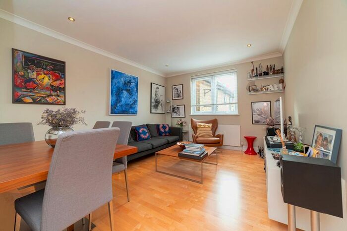 2 Bedroom Flat To Rent In Walterton Road, London, W9