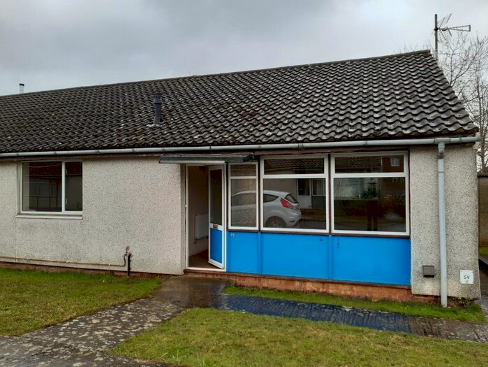 2 Bedroom Bungalow To Rent In Eady Road, Bicester, Oxfordshire, OX25