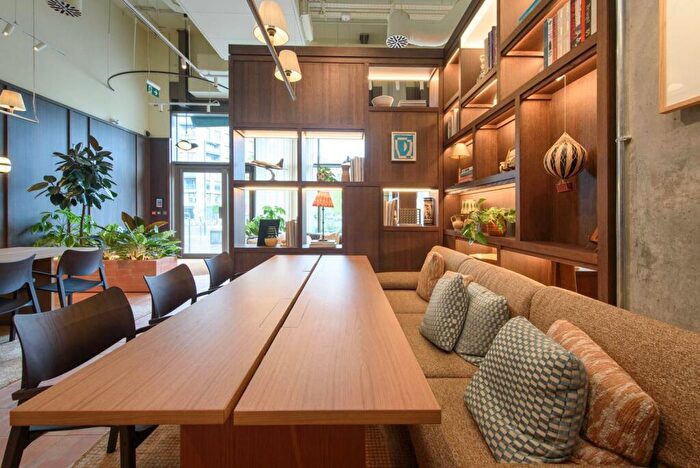 1 Bedroom Flat To Rent In The Draper, Colindale, London, NW9