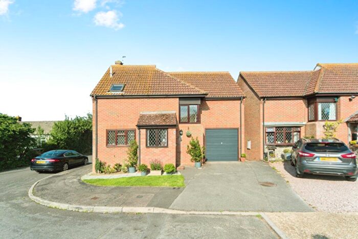 3 Bedroom Detached House For Sale In Romans Way, Westham, Pevensey, East Sussex, BN24