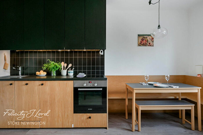 1 Bedroom Flat For Sale In Lordship Terrace, London, N16