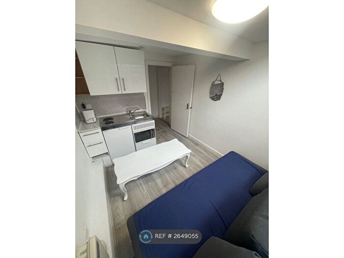 1 Bedroom Flat To Rent In Caledonian Road, London, N1