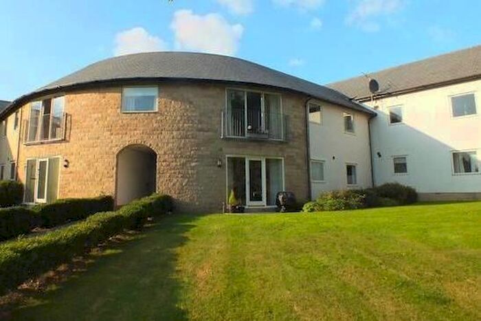 2 Bedroom Flat To Rent In Moor Allerton Hall, Moortown LS8