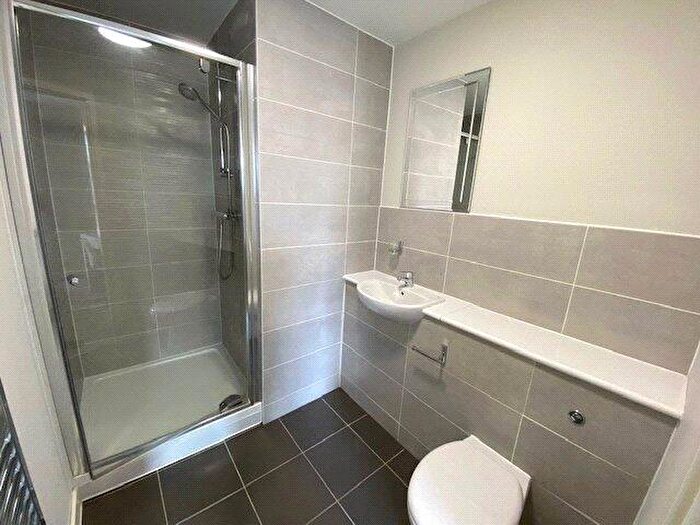 2 Bedroom Apartment To Rent In Adelphi Street, Salford, Manchester City Centre, Greater Manchester, M3