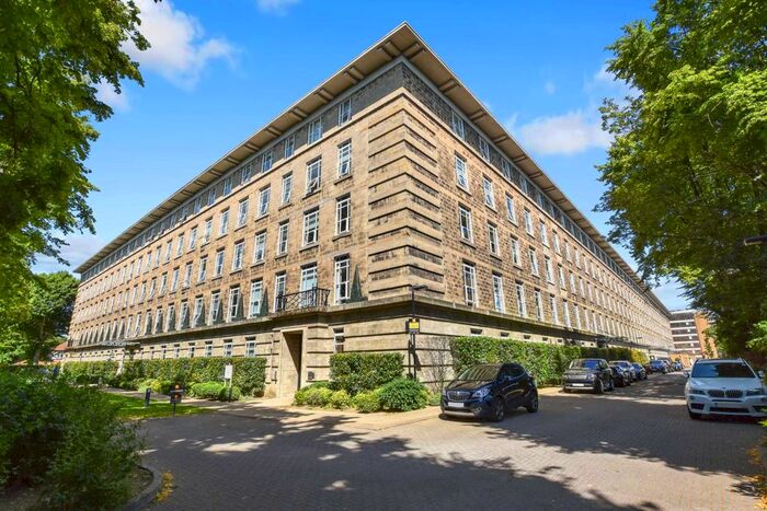 1 Bedroom Flat To Rent In Bromyard House, Acton, W3