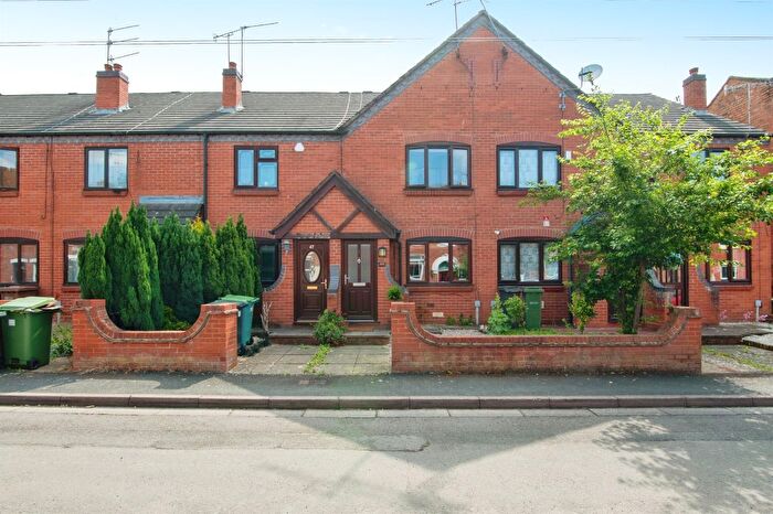 2 Bedroom Terraced House For Sale In New Bank Street, Worcester, WR3