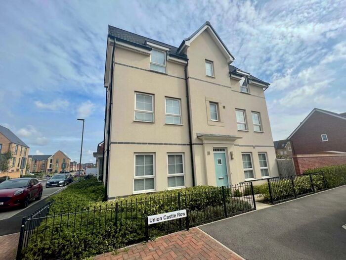 4 Bedroom Semi-Detached House To Rent In Union Castle Row, Milton Keynes, MK10