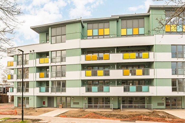 2 Bedroom Flat To Rent In Clarence Avenue, Clapham, SW4