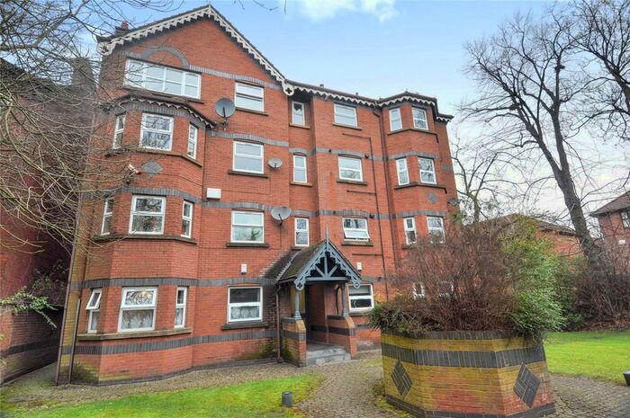 2 Bedroom Flat To Rent In Exeter Court, 378 Wilmslow Road, Manchester M20