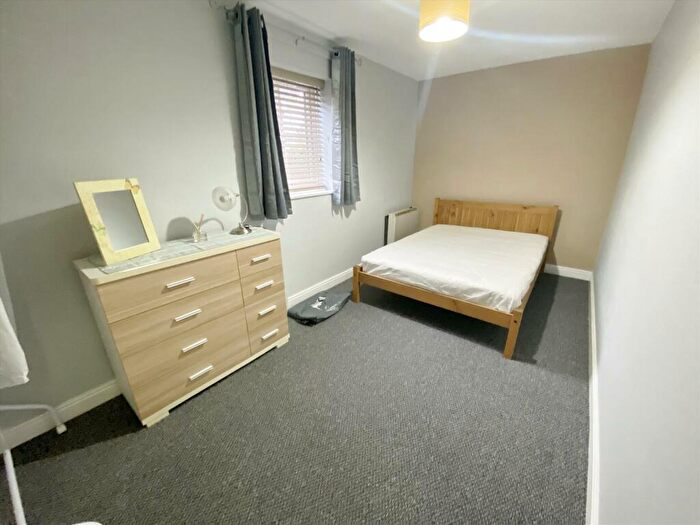 2 Bedroom Flat To Rent In Bay View Court, Station Road, Lancaster, LA1