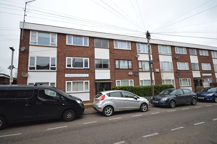 1 Bedroom Flat To Rent In Belvedere Court, Upper Bridge Road, Chelmsford, Essex, CM2