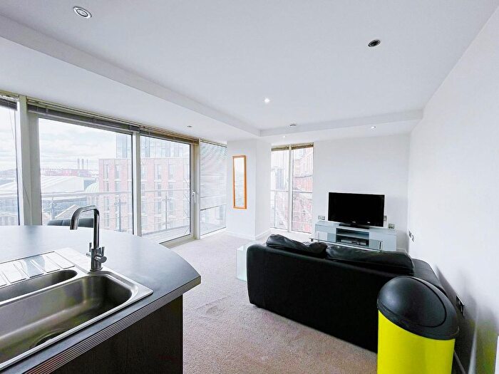 2 Bedroom Flat To Rent In , Albion Street, Leeds, LS2