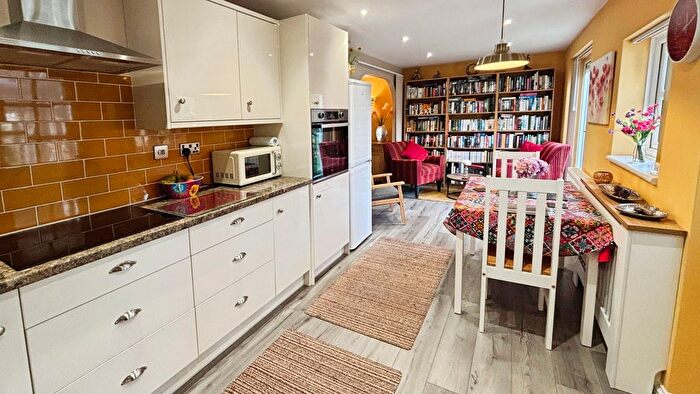 2 Bedroom Detached Bungalow For Sale In Station Road, Reepham, LN3