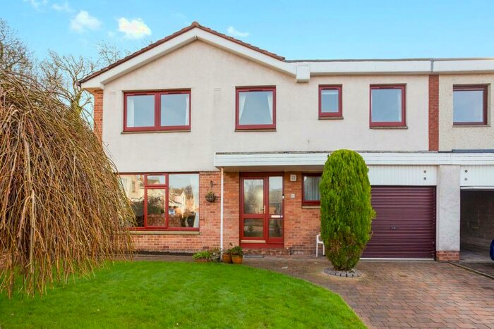 4 Bedroom Semi-Detached House For Sale In Overhaven, Limekilns, Dunfermline, KY11