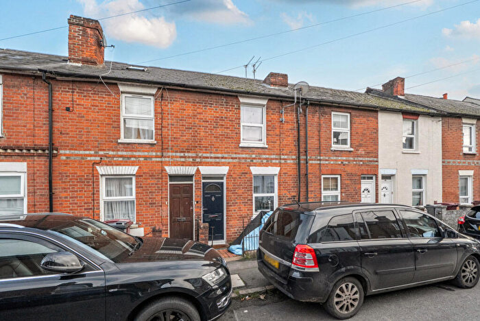 2 Bedroom Terraced House For Sale In Amity Road, Reading, Berkshire, RG1