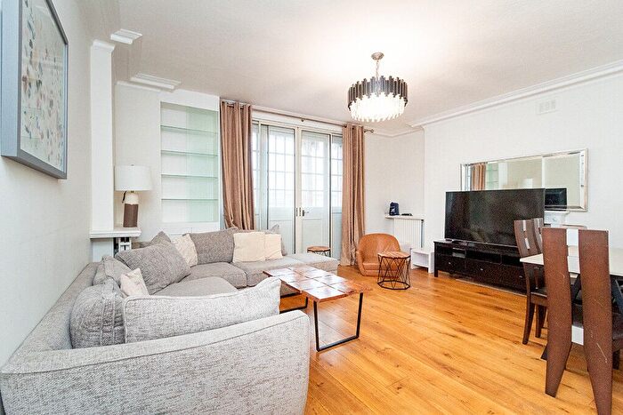 4 Bedroom Flat To Rent In Manor House, Marylebone Rd, NW1