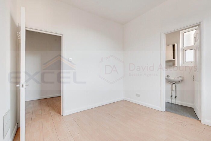 2 Bedroom Apartment To Rent In Salusbury Road, Queens Park, London, NW6