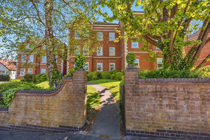 1 Bedroom Flat For Sale In Normanton Road, South Croydon, CR2