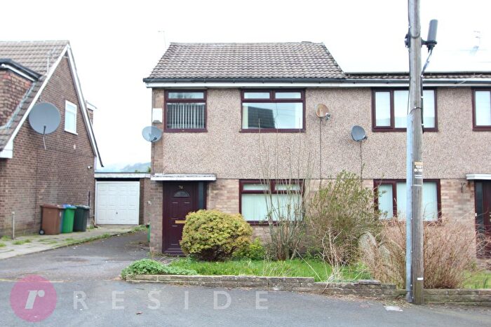 3 Bedroom Semi Detached House For Sale In Shelfield Lane, Norden, Rochdale, OL11