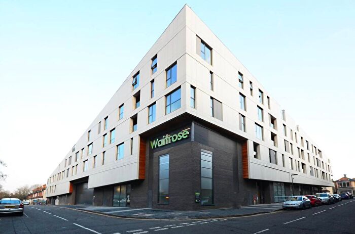 2 Bedroom Flat To Rent In Leapale Lane, Guildford, GU1