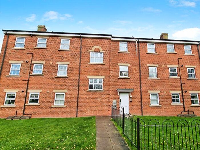 2 Bedroom Flat For Sale In Stewart Court, Newburn, NE15