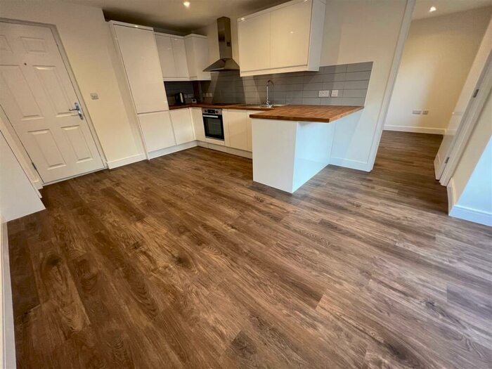 1 Bedroom Apartment To Rent In Oyster Row, Cambridge, CB5