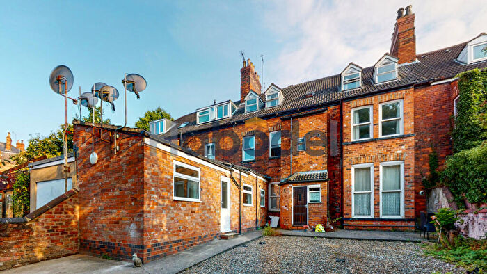1 Bedroom Flat To Rent In Park Avenue, Princes Avenue, Sculcoates, Hull, HU5