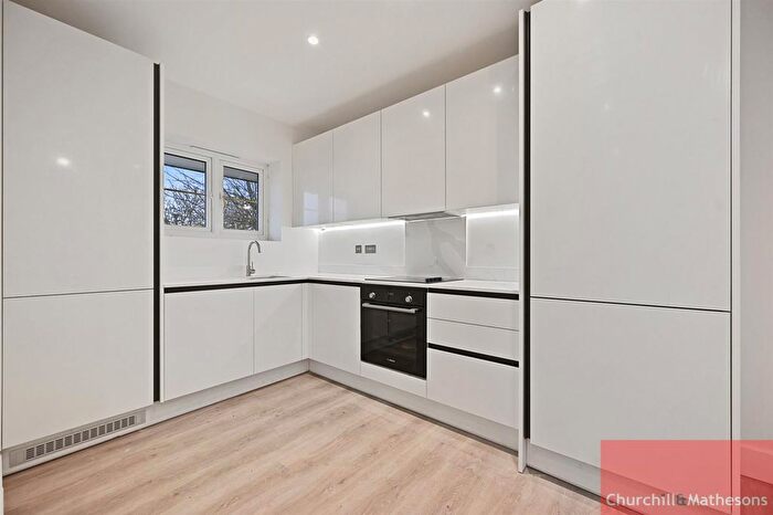 1 Bedroom Property To Rent In Beechwood Grove, London, W3