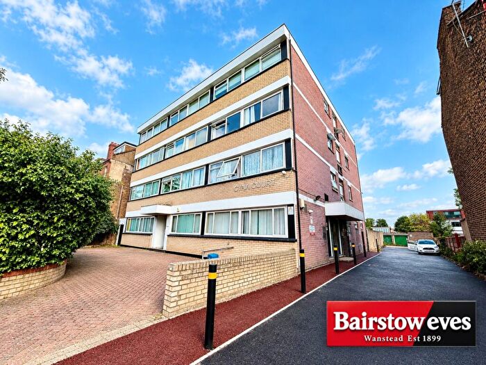 1 Bedroom Flat To Rent In Cyna Court, Wanstead, London, E11