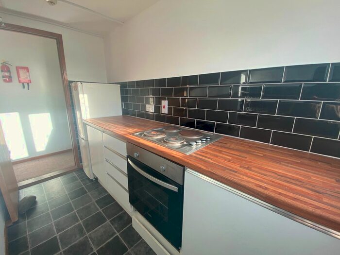 1 Bedroom Flat To Rent In Second Floor Flat, Finsbury Terrace, Brynmill, Swansea, SA2