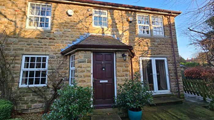 4 Bedroom Detached House To Rent In North Grange Road, Headingley, Leeds, LS6