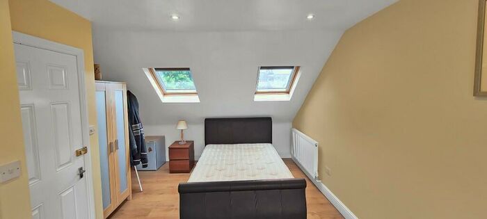 1 Bedroom House Of Multiple Occupation To Rent In Brownhill Road, London, SE6