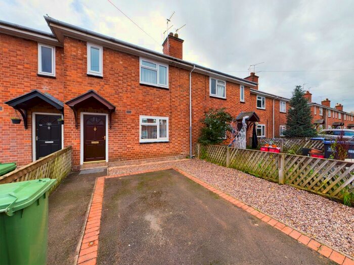 3 Bedroom Terraced House To Rent In Windmill Road, Leamington Spa, Warwickshire, CV31