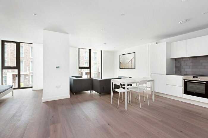 1 Bedroom Flat To Rent In Commodore House, Royal Wharf, London, E16