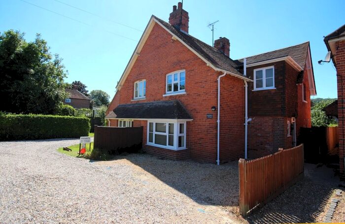 3 Bedroom Semi-Detached House To Rent In High Street, Goring, Reading, Berkshire, RG8