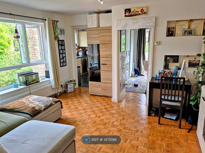 1 Bedroom Flat To Rent In Hutton Court, London, W5
