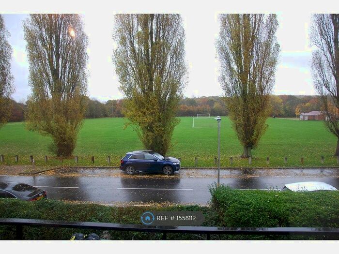 1 Bedroom Flat To Rent In Tempsford Avenue, Borehamwood, WD6