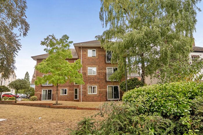 1 Bedroom Flat For Sale In Tower Street, Taunton, TA1