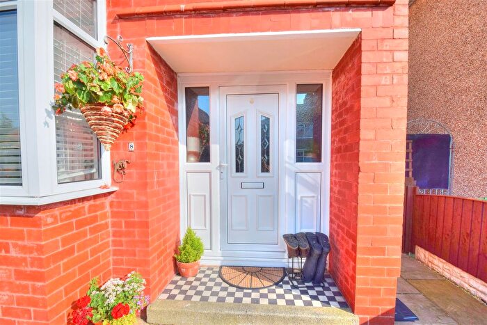 4 Bedroom Semi-detached House For Sale In Hazel Grove, Crosby, Liverpool, L23