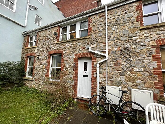 4 Bedroom Terraced House To Rent In Quarry Steps, Clifton, Bristol, BS8