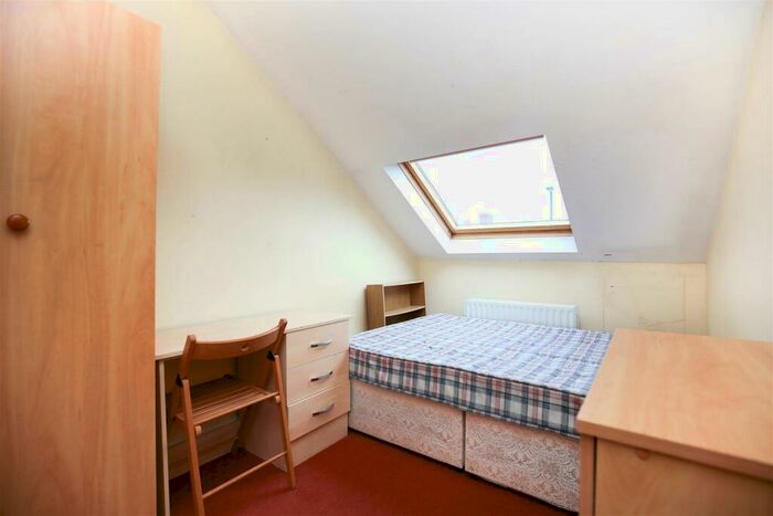 5 Bedroom Maisonette To Rent In (£pppw) Warwick Street, Heaton, NE6