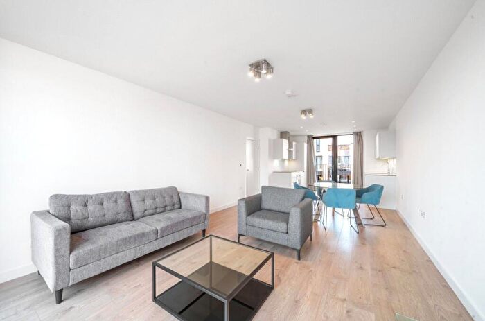 2 Bedroom Apartment To Rent In Forrester Way, London, E15