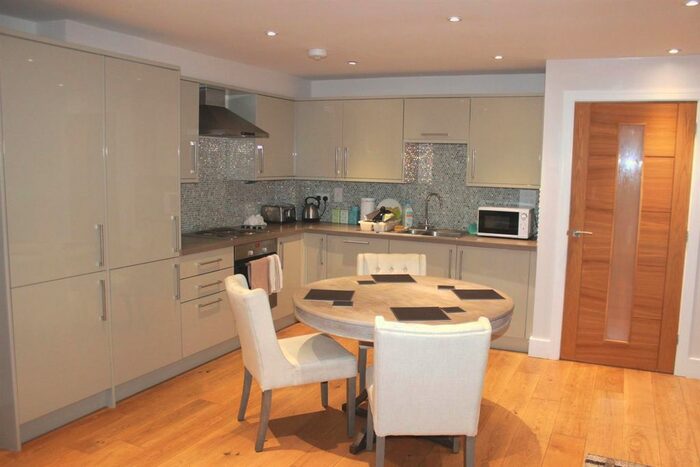 4 Bedroom End Of Terrace House To Rent In The Crescent, Egham, TW20