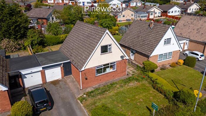 3 Bedroom Detached House For Sale In Halkyn Road, Flint, CH6