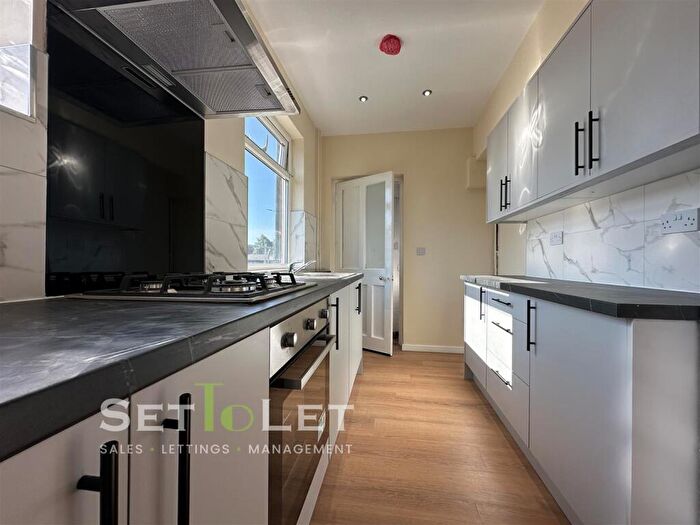 3 Bedroom House To Rent In Hylion Road, Leicester, LE2