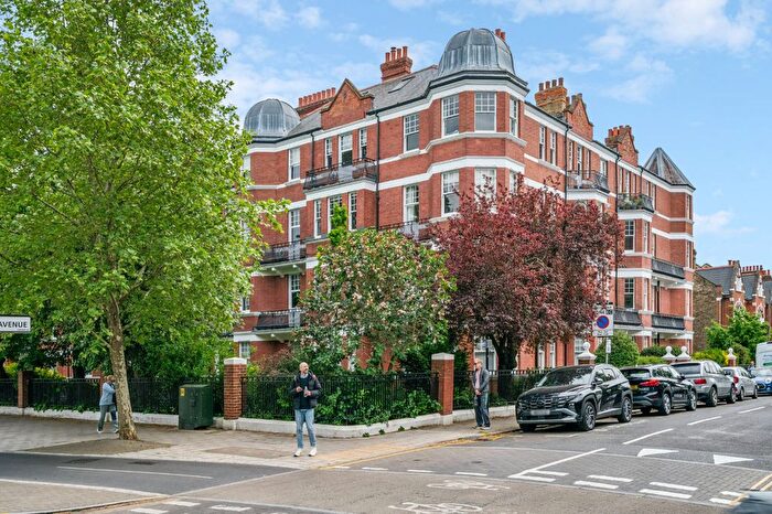 4 Bedroom Flat For Sale In Prebend Mansions, Chiswick High Road, W4